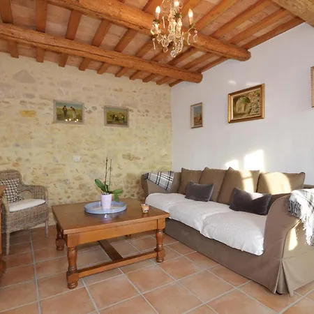 Five-bedroom In * Cairanne