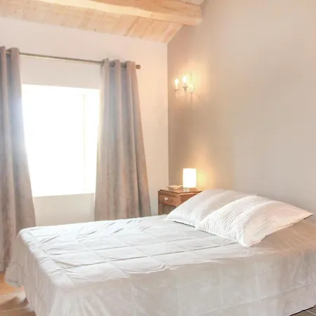 Five-bedroom In Vakantiehuis *