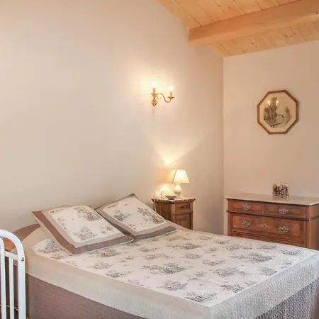 Five-bedroom In Vakantiehuis