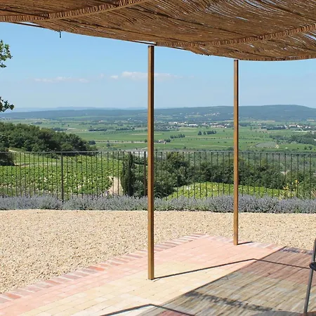Five-bedroom In Cairanne