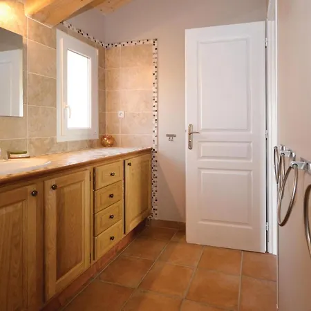 Vakantiehuis Five-bedroom In