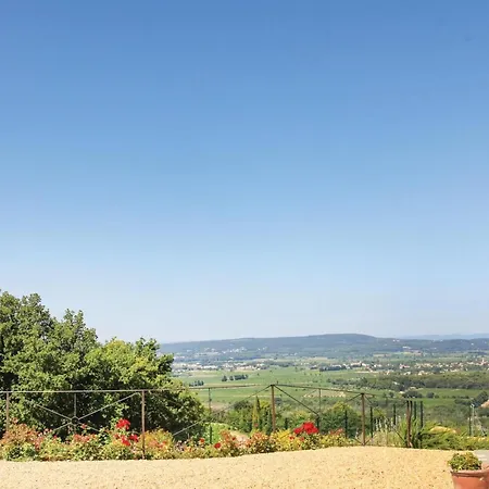 Vakantiehuis Five-bedroom In Cairanne
